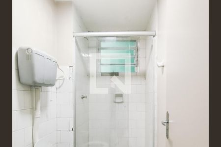 Banheiro de apartamento à venda com 2 quartos, 36m² em Canudos, Novo Hamburgo