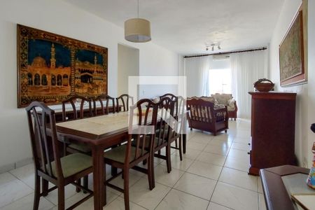 Sala de apartamento para alugar com 4 quartos, 174m² em Vila Tupi, Praia Grande
