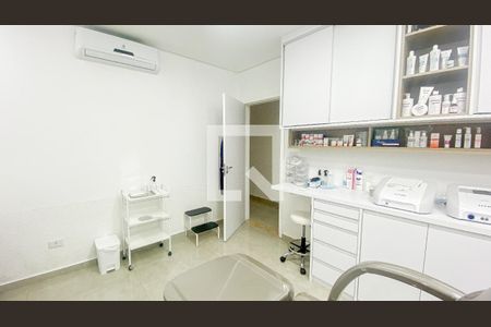 Quarto 2 de casa à venda com 5 quartos, 250m² em Vila Assunção, Santo André