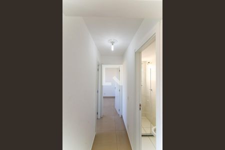 Corredor de apartamento para alugar com 2 quartos, 51m² em Jardim Taboão, São Paulo