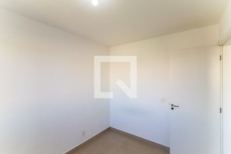 Quarto 2 de apartamento para alugar com 2 quartos, 51m² em Jardim Taboão, São Paulo