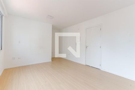 Sala e Quarto de kitnet/studio para alugar com 1 quarto, 29m² em Vila Mazzei, São Paulo