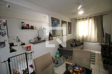 Sala de apartamento à venda com 2 quartos, 46m² em Parada de Lucas, Rio de Janeiro