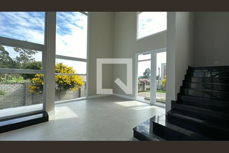 Sala de casa para alugar com 3 quartos, 358m² em São Braz, Curitiba