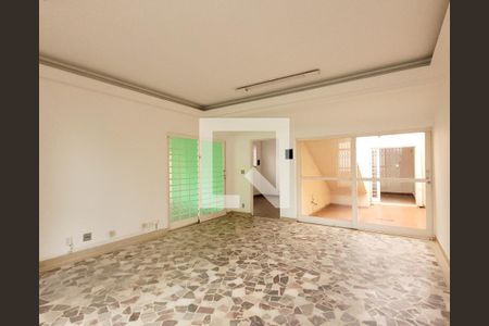 Sala de casa para alugar com 3 quartos, 300m² em Centro, Campinas