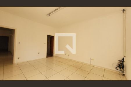 Suite de casa para alugar com 3 quartos, 300m² em Centro, Campinas