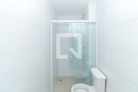 Banheiro de apartamento para alugar com 1 quarto, 32m² em Vila Carrao, São Paulo