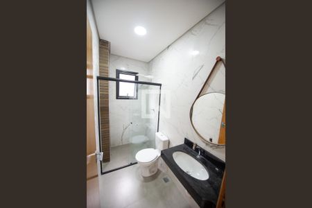 Banheiro de kitnet/studio para alugar com 1 quarto, 28m² em Centro, Taubaté