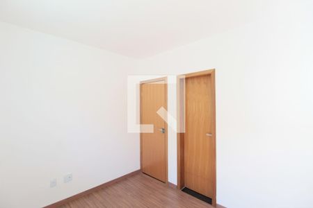 Suite de apartamento à venda com 2 quartos, 130m² em Planalto, Belo Horizonte