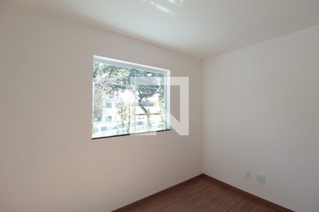 Suite de apartamento à venda com 2 quartos, 130m² em Planalto, Belo Horizonte