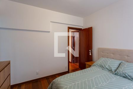 Suíte 1 de apartamento à venda com 2 quartos, 70m² em Savassi, Belo Horizonte