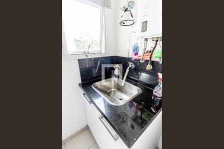 Apartamento à venda com 180m², 4 quartos e 3 vagas Apartamento à venda com 180m², 4 quartos e 3 vagasÁrea de Serviço