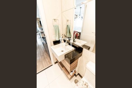 Apartamento à venda com 180m², 4 quartos e 3 vagas Apartamento à venda com 180m², 4 quartos e 3 vagasBanheiro 1