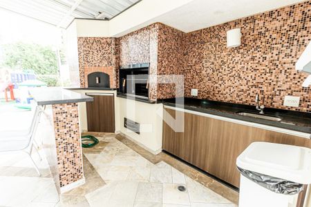 Apartamento à venda com 180m², 4 quartos e 3 vagas Apartamento à venda com 180m², 4 quartos e 3 vagasÁrea comum - Churrasqueira