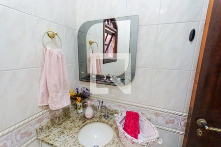 Espelho de casa para alugar com 4 quartos, 220m² em Parque das Nações, Santo André