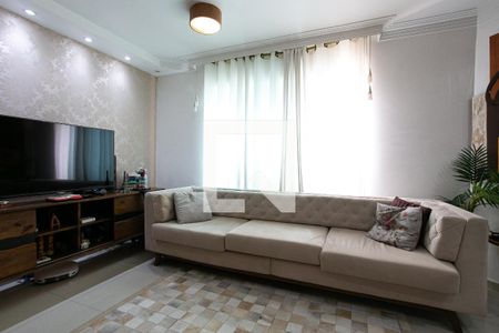 Sala de casa de condomínio à venda com 3 quartos, 158m² em Chácara Seis de Outubro, São Paulo