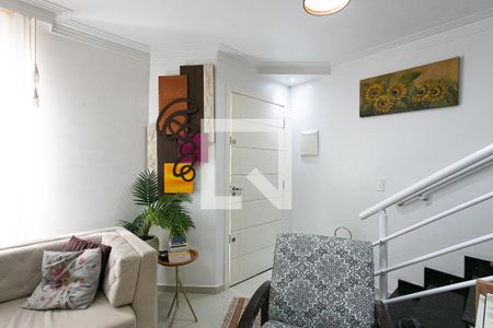 Sala de casa de condomínio à venda com 3 quartos, 158m² em Chácara Seis de Outubro, São Paulo