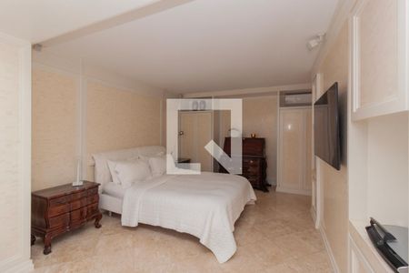 Apartamento à venda com 300m², 3 quartos e 5 vagas Apartamento à venda com 300m², 3 quartos e 5 vagasSuíte master