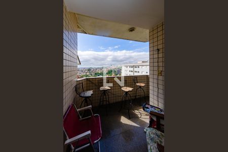 Varanda de apartamento para alugar com 4 quartos, 145m² em Buritis, Belo Horizonte