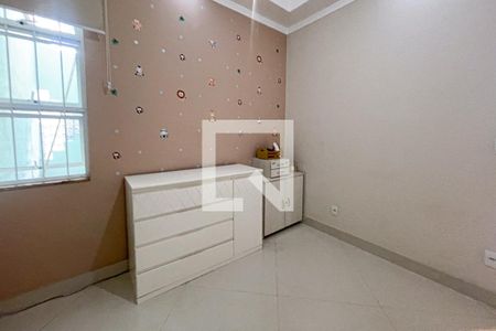 Quarto de casa para alugar com 3 quartos, 250m² em Vila Leopoldina, Duque de Caxias