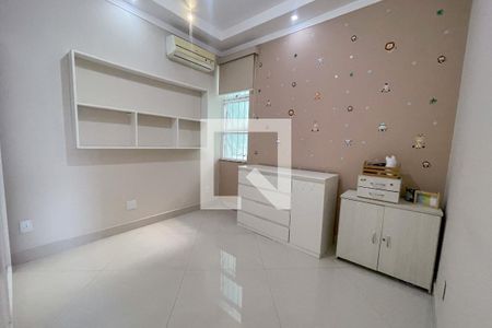 Quarto de casa para alugar com 3 quartos, 250m² em Vila Leopoldina, Duque de Caxias