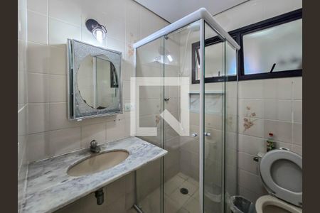 Banheiro Social de apartamento para alugar com 1 quarto, 55m² em Vila Julia, Guarujá