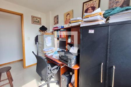 Quarto 1 de apartamento à venda com 3 quartos, 130m² em Itaipu, Niterói