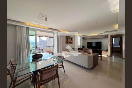 Sala de apartamento à venda com 2 quartos, 123m² em Brooklin, São Paulo