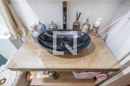 Apartamento à venda com 65m², 2 quartos e 1 vaga Apartamento à venda com 65m², 2 quartos e 1 vagaBanheiro