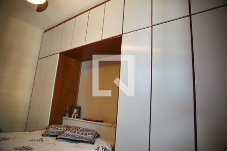 Quarto 1 - Armários de casa à venda com 3 quartos, 171m² em Jardim Silvina, São Bernardo do Campo