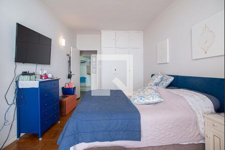 Apartamento à venda com 274m², 4 quartos e 1 vaga Apartamento à venda com 274m², 4 quartos e 1 vagaQuarto 2