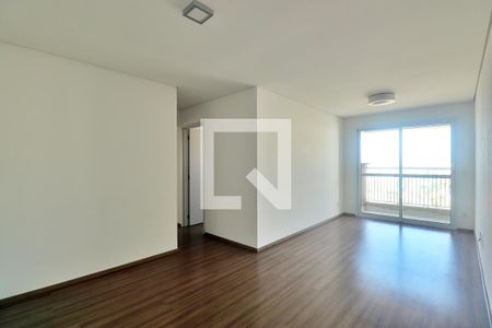 Sala de apartamento para alugar com 3 quartos, 77m² em Vila Alzira, Santo André