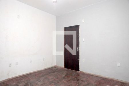 Sala + Cozinha de apartamento para alugar com 1 quarto, 32m² em Floresta, Porto Alegre