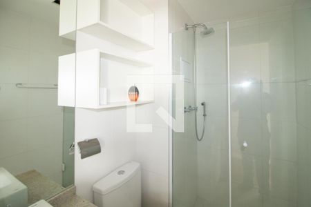 Banheiro de apartamento à venda com 2 quartos, 51m² em Vila Maria, São Paulo