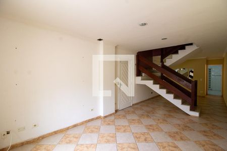 Sala de casa para alugar com 3 quartos, 140m² em Jardim Maia, Guarulhos