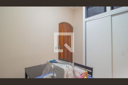 Casa à venda com 171m², 3 quartos e 1 vaga Casa à venda com 171m², 3 quartos e 1 vagaQuarto 1