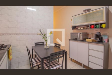 Casa à venda com 171m², 3 quartos e 1 vaga Casa à venda com 171m², 3 quartos e 1 vagaCozinha Casa 1