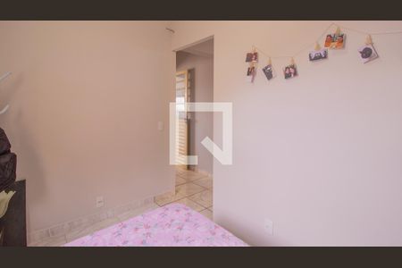 Casa à venda com 171m², 3 quartos e 1 vaga Casa à venda com 171m², 3 quartos e 1 vagaQuarto 1 Casa 2