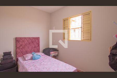 Casa à venda com 171m², 3 quartos e 1 vaga Casa à venda com 171m², 3 quartos e 1 vagaQuarto 1 Casa 2