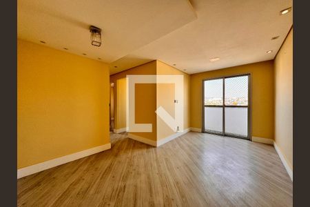 Sala de apartamento à venda com 3 quartos, 60m² em Vila Luzita, Santo André