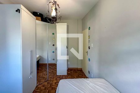 Quarto de apartamento à venda com 3 quartos, 65m² em Santa Terezinha, Belo Horizonte