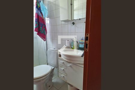 Banheiro de apartamento à venda com 2 quartos, 55m² em Vila Pompéia, Campinas