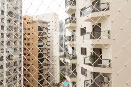 Vista de apartamento para alugar com 3 quartos, 102m² em Vila Olímpia, São Paulo