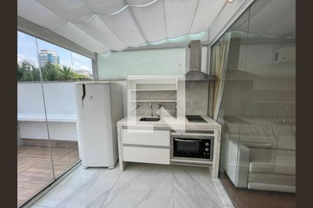 Apartamento à venda com 2 quartos, 101m² em Itaim Bibi, São Paulo