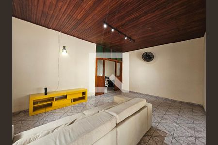 Sala de casa para alugar com 5 quartos, 250m² em Jardim Tres Marias, Guarujá