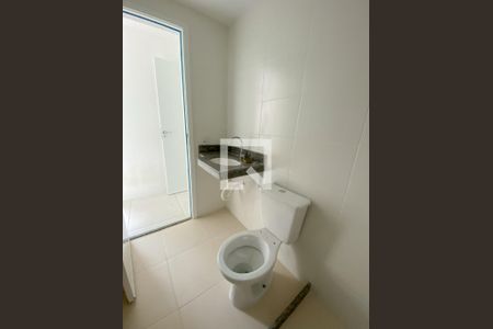 Banheiro da Suíte de apartamento para alugar com 2 quartos, 70m² em Santa Rosa, Niterói
