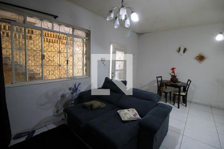Sala de casa à venda com 3 quartos, 230m² em Água Fria, São Paulo