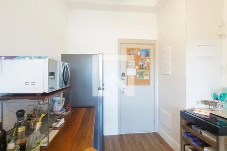 Cozinha de apartamento para alugar com 1 quarto, 45m² em Vila Madalena, São Paulo