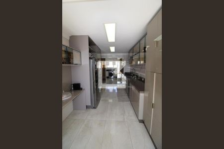 Cozinha de apartamento à venda com 4 quartos, 198m² em Vila Andrade, São Paulo