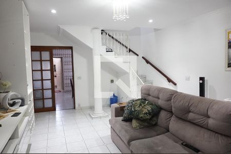 Sala de casa para alugar com 3 quartos, 270m² em Vila Cavaton, São Paulo